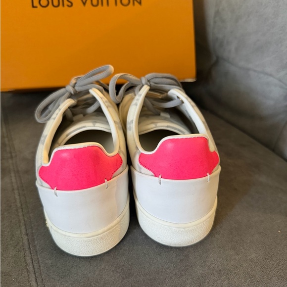 Louis Vuitton Cream and Gray Monogram Sneakers - Picture 4 of 14